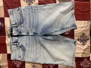 Stylish Acid Wash Denim Shorts