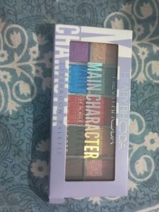 Hilary Rhoda Eyeshadow Palette