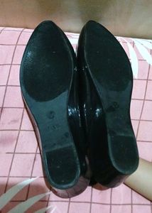 New Sandle Size 36