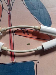 Lightning to 3.5mm Headphone Adapter