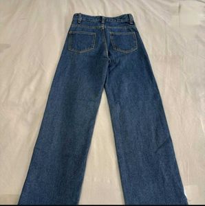 Classic straight Blue Denim Jeans💙