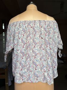 Boho Off-Shoulder Paisley Print Top