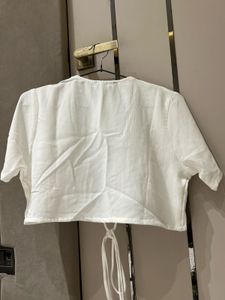 SHEIN White Tie-Front Crop Top