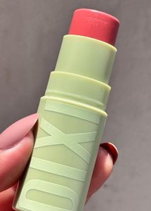 Pixi Hydra Lip Treat :- Rosette