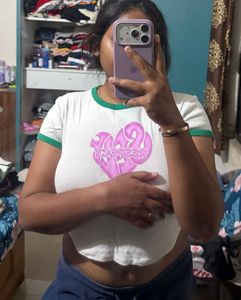H&M White & Green Graphic Tee