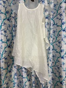Chic White Asymmetrical Top