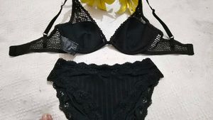 Very Fancy Sexy Beautiful Bra With Brief