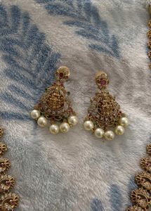 Traditional Indian Necklace &amp; Earrings Set