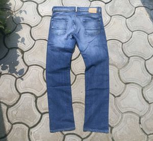 Tommy Hilfiger Classic Blue Denim Jeans