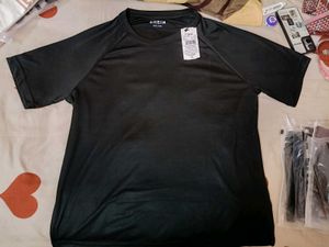 SHEIN Black T-Shirt for Men