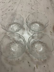 Set of 4 big size bowls