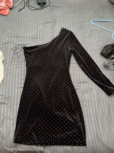 Black Velvet One-Shoulder Dress