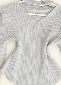 Light blue V-Neck Ribbed Knit Sweater