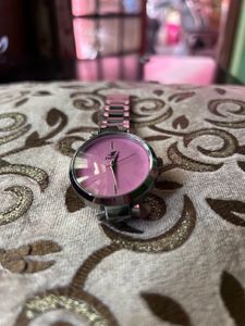 Women Analogue Watch with Chain Strap