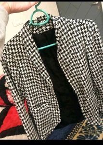 Houndstooth Blazer