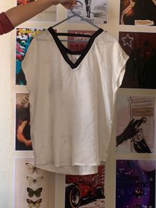 Graphic Print White Top