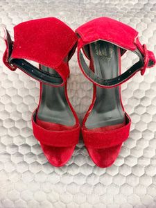 👠Chic Burgundy Platform Heels👠