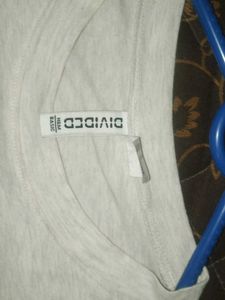 H&amp;M Baby Tee