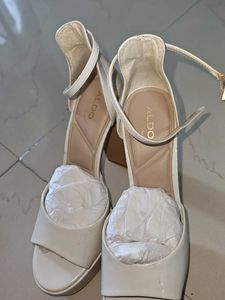 Chic White Platform Heels