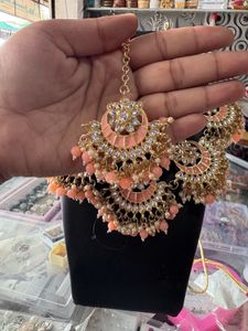 Beautiful Peach &amp; Gold Choker Necklace Set