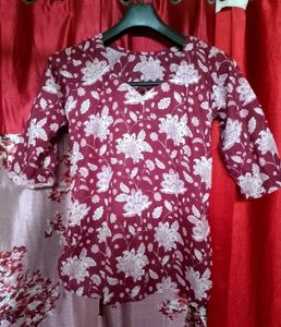 Maroon Floral Print Top