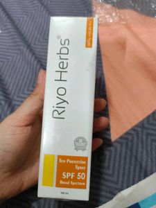 (Sealed) Riyo Herbs Sunscreen Spray