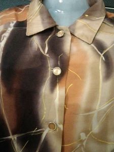 Stylish Printed Button-Up Shirt