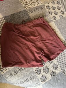 Comfy Rose Shorts size M (west side)