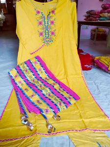 Stock Clearance Embroidered party wear yellow kurta set brand new