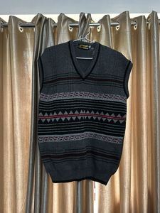 Men's Sleeveless V-Neck Sweater Vest