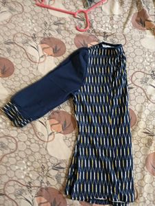 Stylish Blue Geometric Print Tunic Top