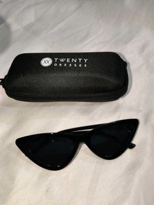 Chic Cat-Eye Sunglasses