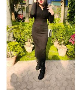 Classic Black Ribbed Midi Dress with Cap