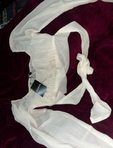 Chic White Square Neck Crop Top