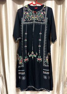 W Black floral kurta