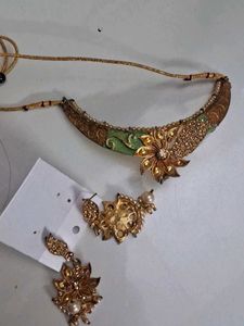 Exquisite Necklace and Earring Set
