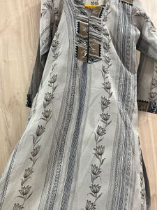 Elegant Grey Floral Print Kurta