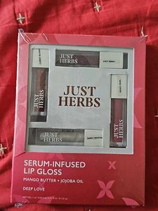 Lip Gloss 4 Shades