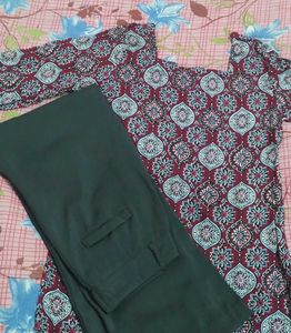 Maroon Printed short kurti with High waisted Grey