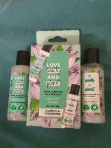 Skincare &amp; Haircare Kit