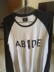 Full Sleve Black And White Tshirt