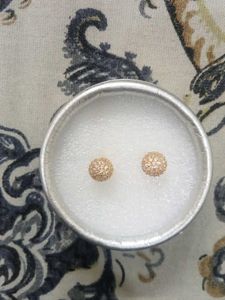 Sparkling Stud Earrings very beautiful