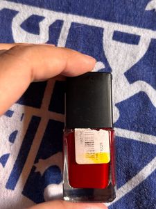 Lakme Gel Stylist Nail Paint - Red