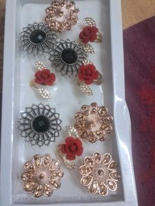 Set of 2 Designer Rings