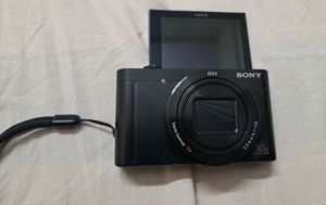 Sony Cybershot Camera DSC-WX500/BCE32. Point and shoot camera