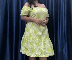 Off-Shoulder Floral Print Dress