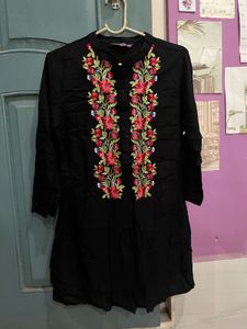 Black libas Embroidered Kurta, XS