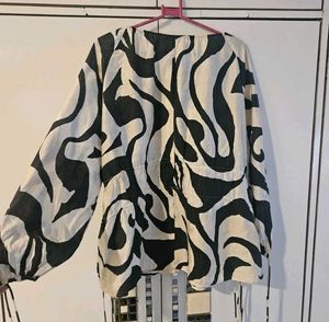 h&amp;m print top