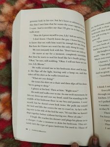 "It Ends With Us" by Colleen Hoover