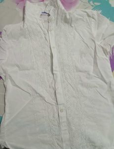 Chic White Embroidered shirt